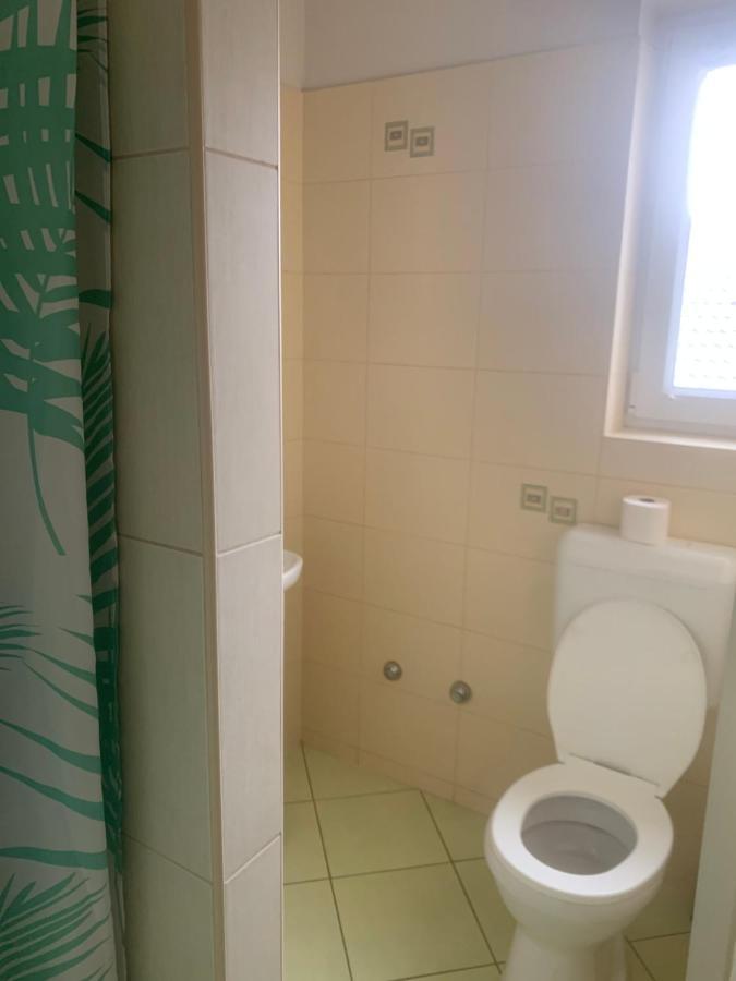 Gabor Aron Apartment Hajdúszoboszló Buitenkant foto